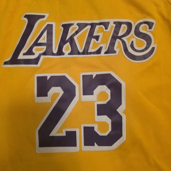 Lebron James Lakers Jersey Size 50 - Picture 2 of 4